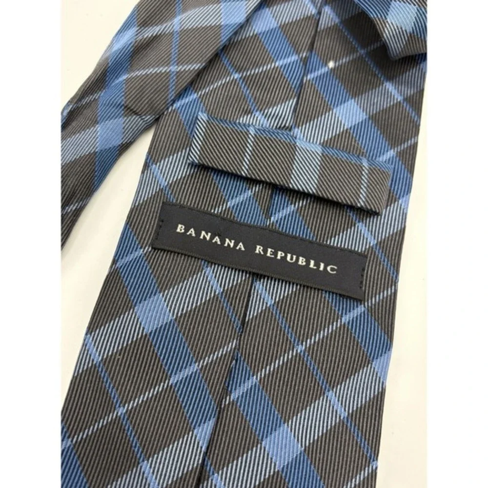 Banana Republic Turkish Silk‎ Tie Blue Black Plaid 58